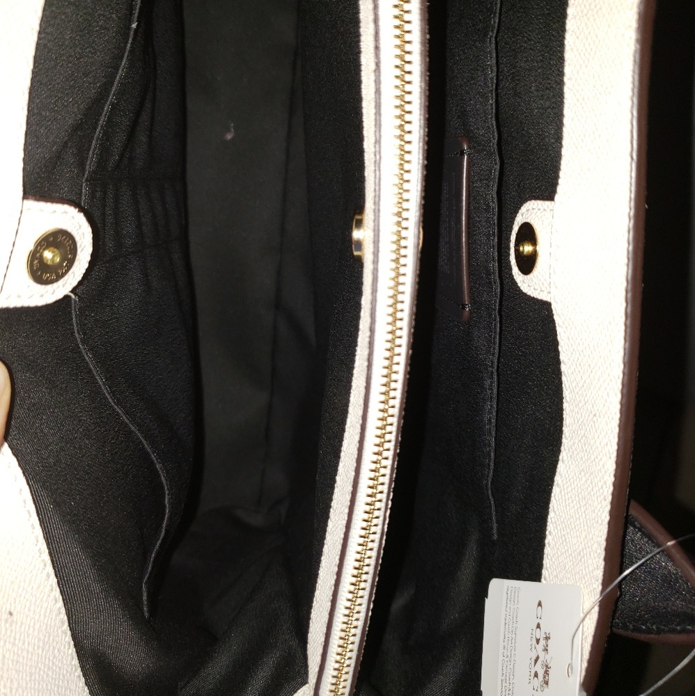 SOLD💕NWT Coach - Picture 5 of 7